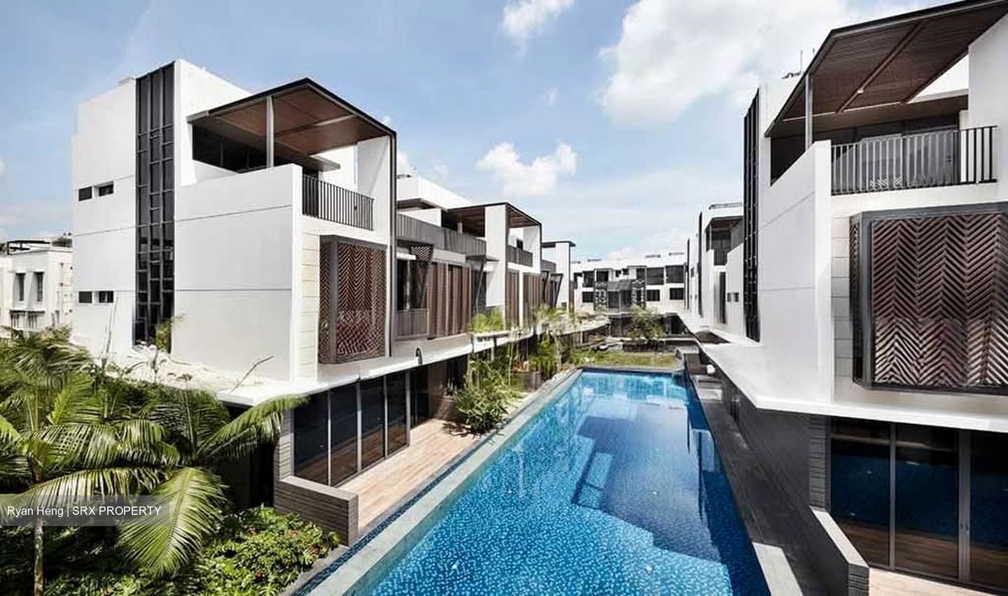 Alana (D28), Terrace #578375971